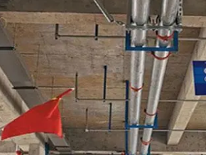 平房管廊支架的安装方法